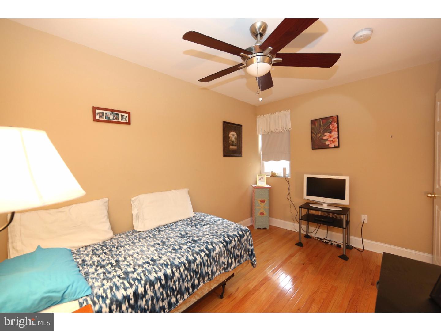 PHILADELPHIA (SOUTH) - Residential