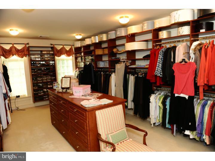 FORT WASHINGTON - Residential