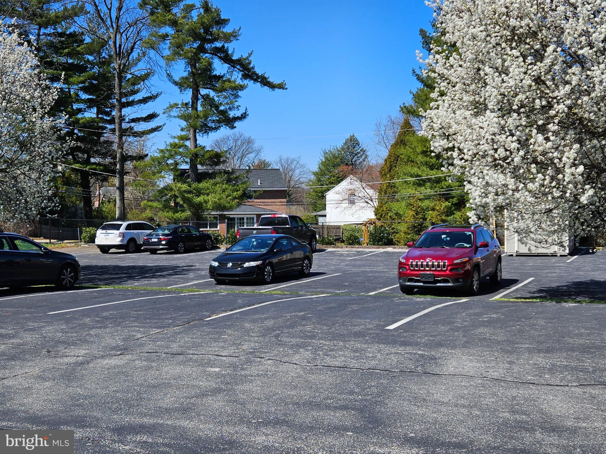 LAFAYETTE HILL - Commercial Sale