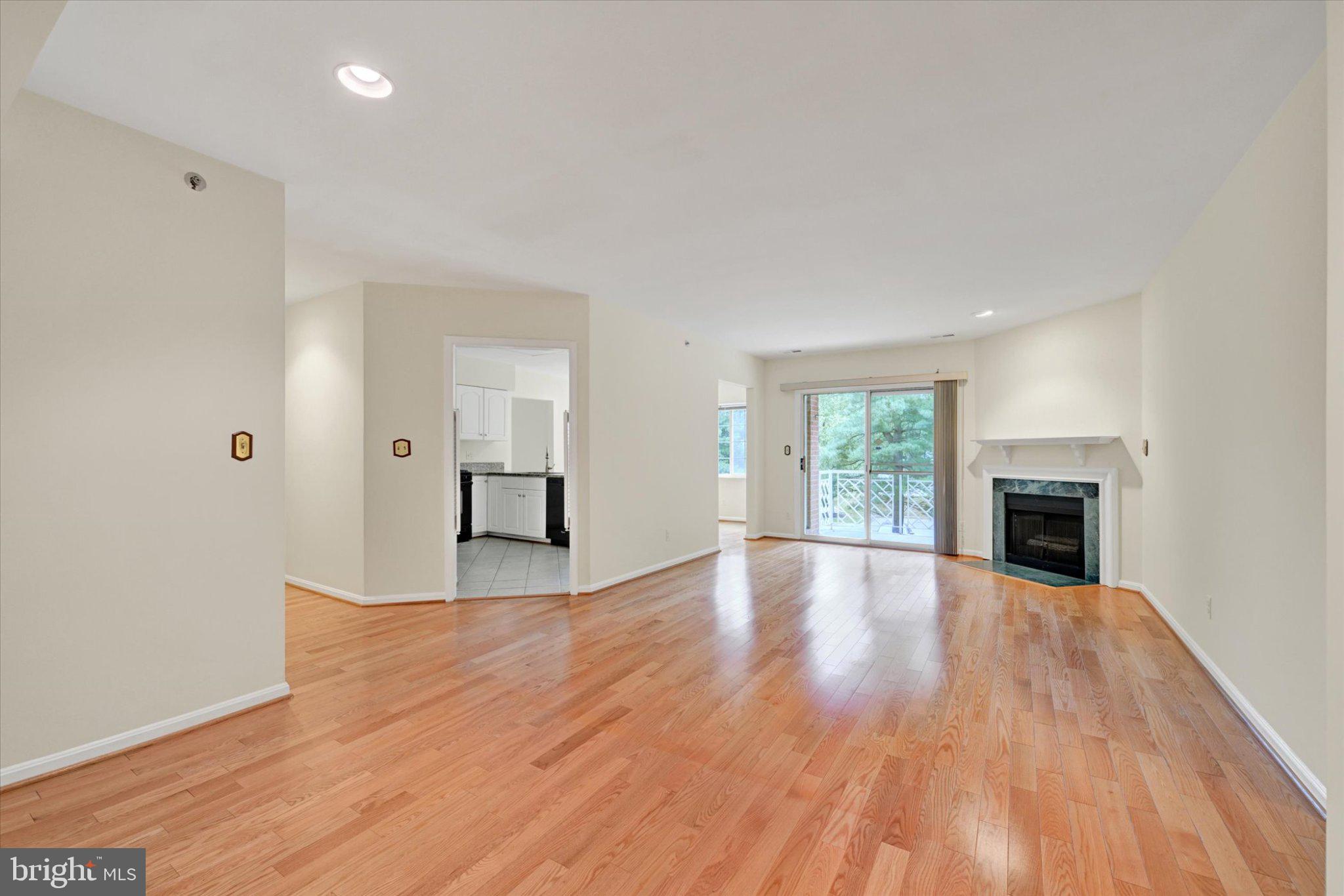 400 ROCKFLEET ROAD 203