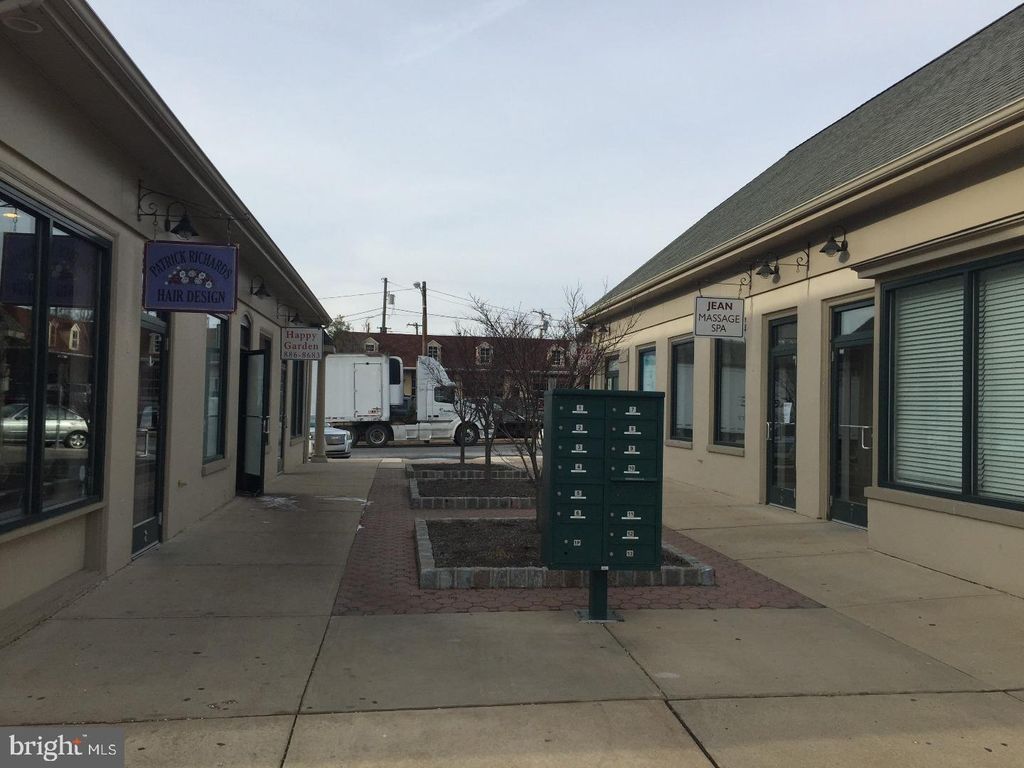 Photo of 1 Allison Road, ORELAND, PA 19075 (MLS # PAMC2084842)