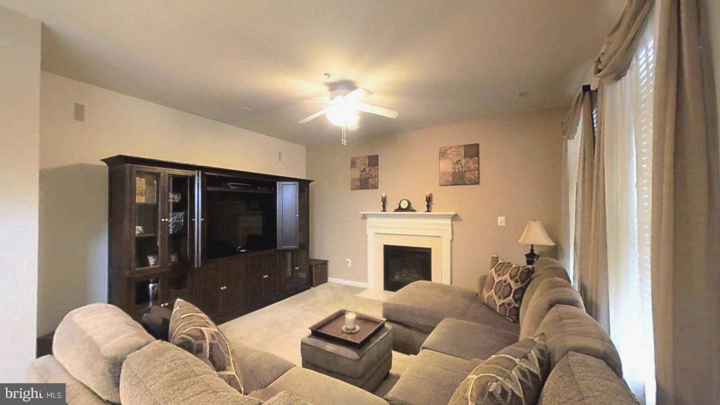 HIGHLAND FARM - Residential