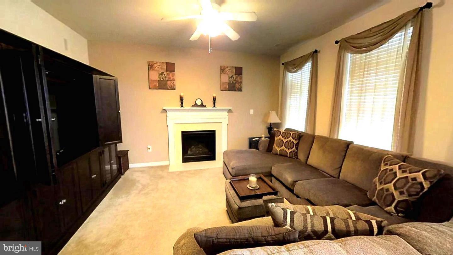 HIGHLAND FARM - Residential