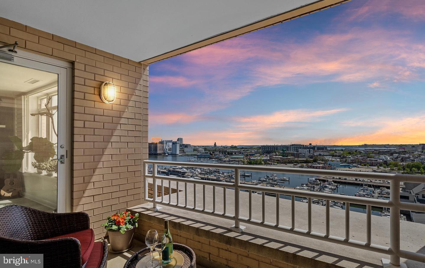 HARBORVIEW - Residential