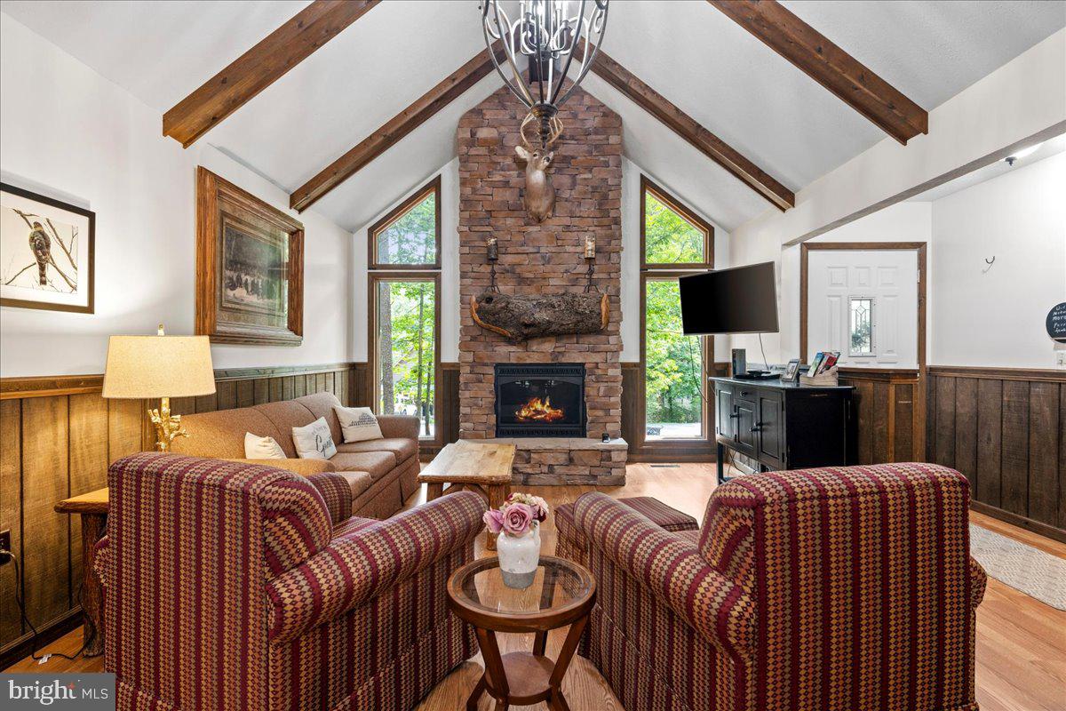 2699 LANIER LANE