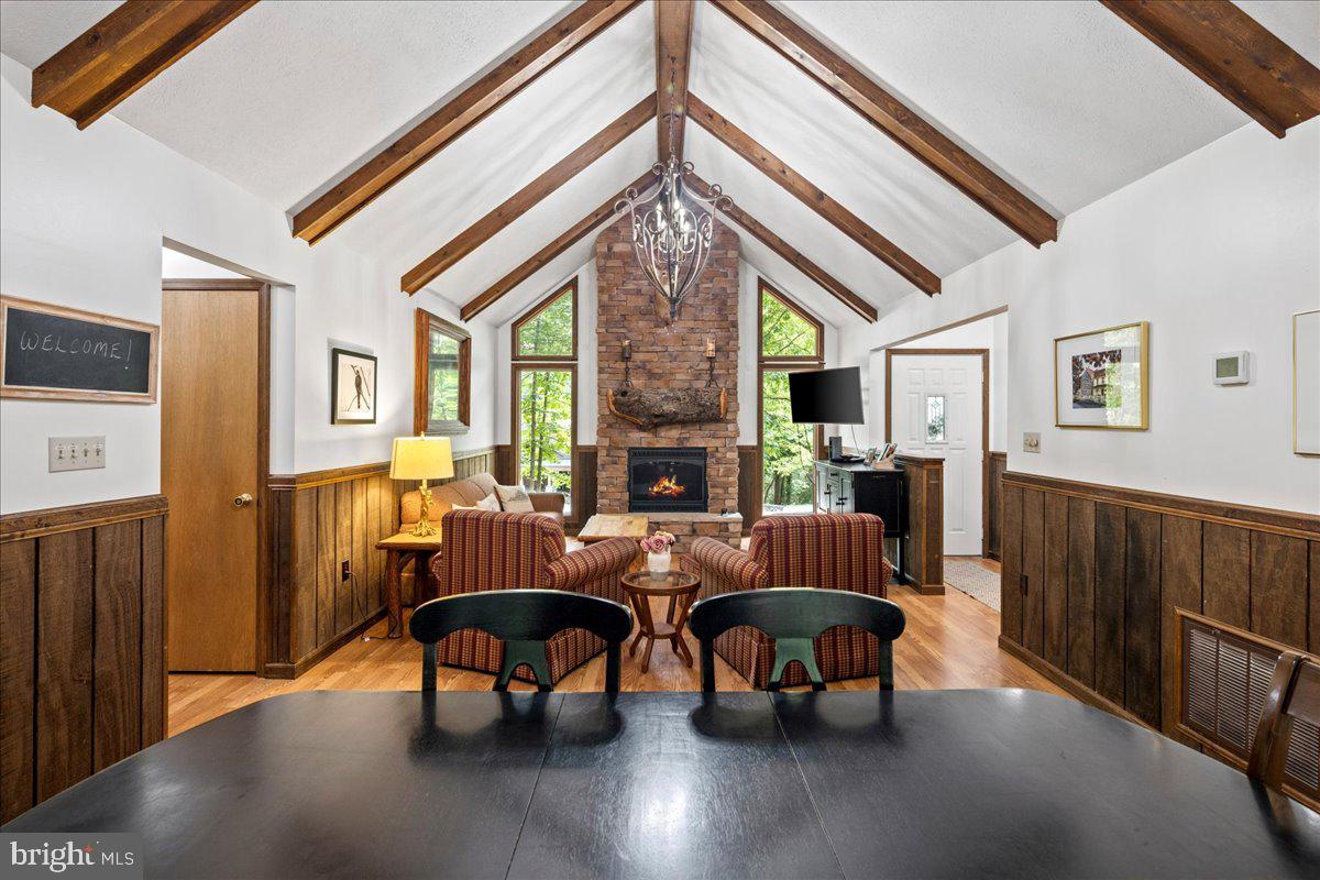 2699 LANIER LANE
