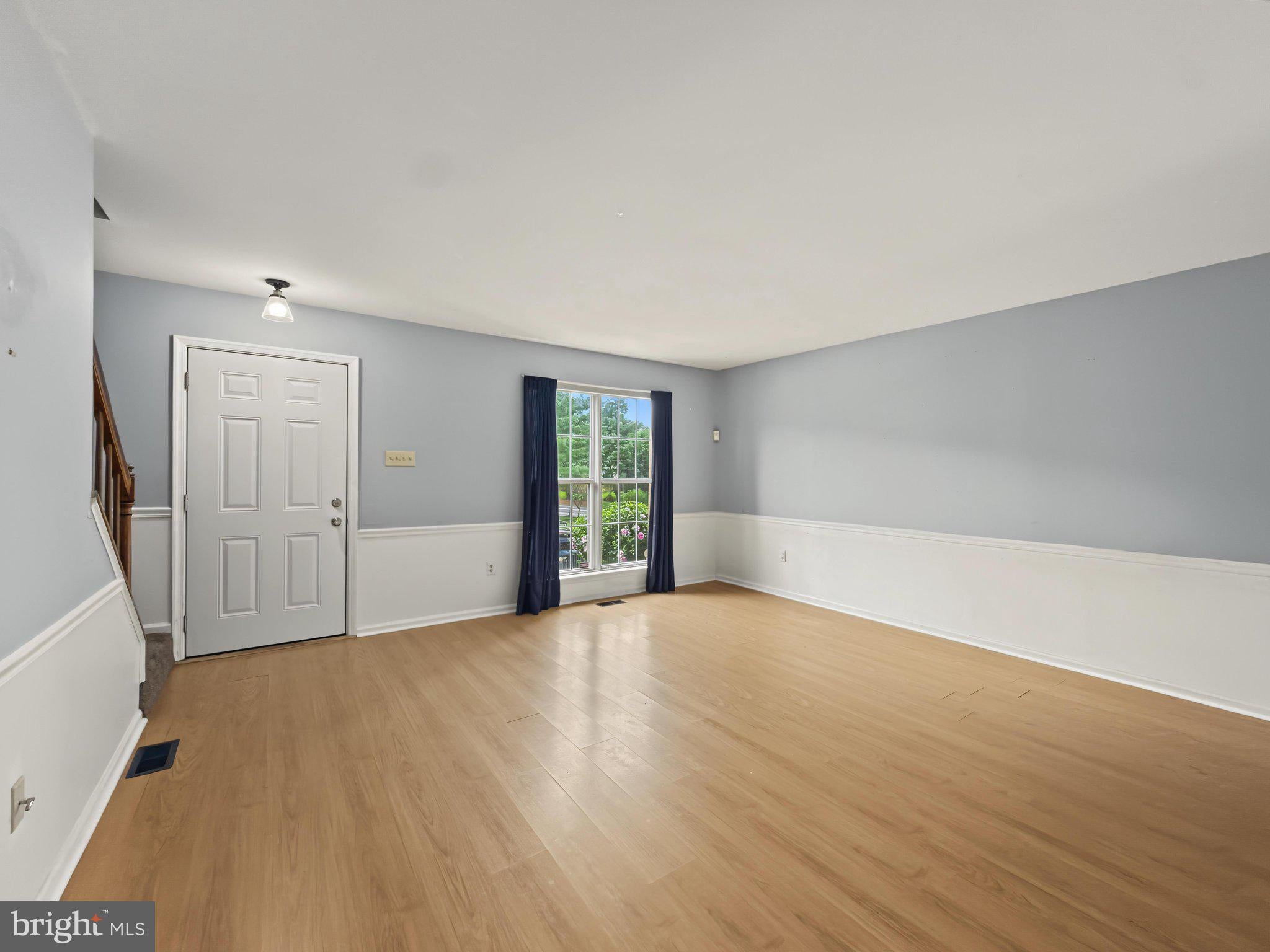 334 FULLERTON PLACE