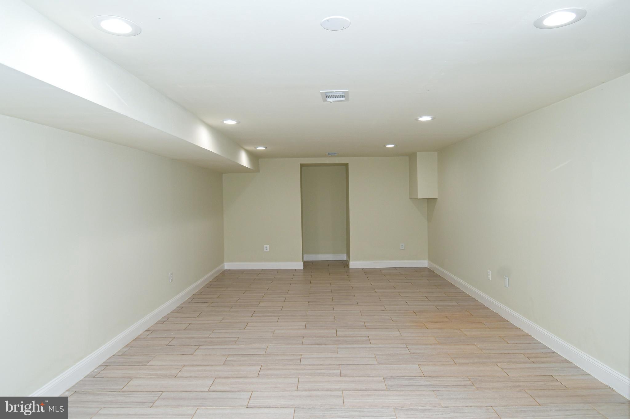 WINGATE - Residential Lease