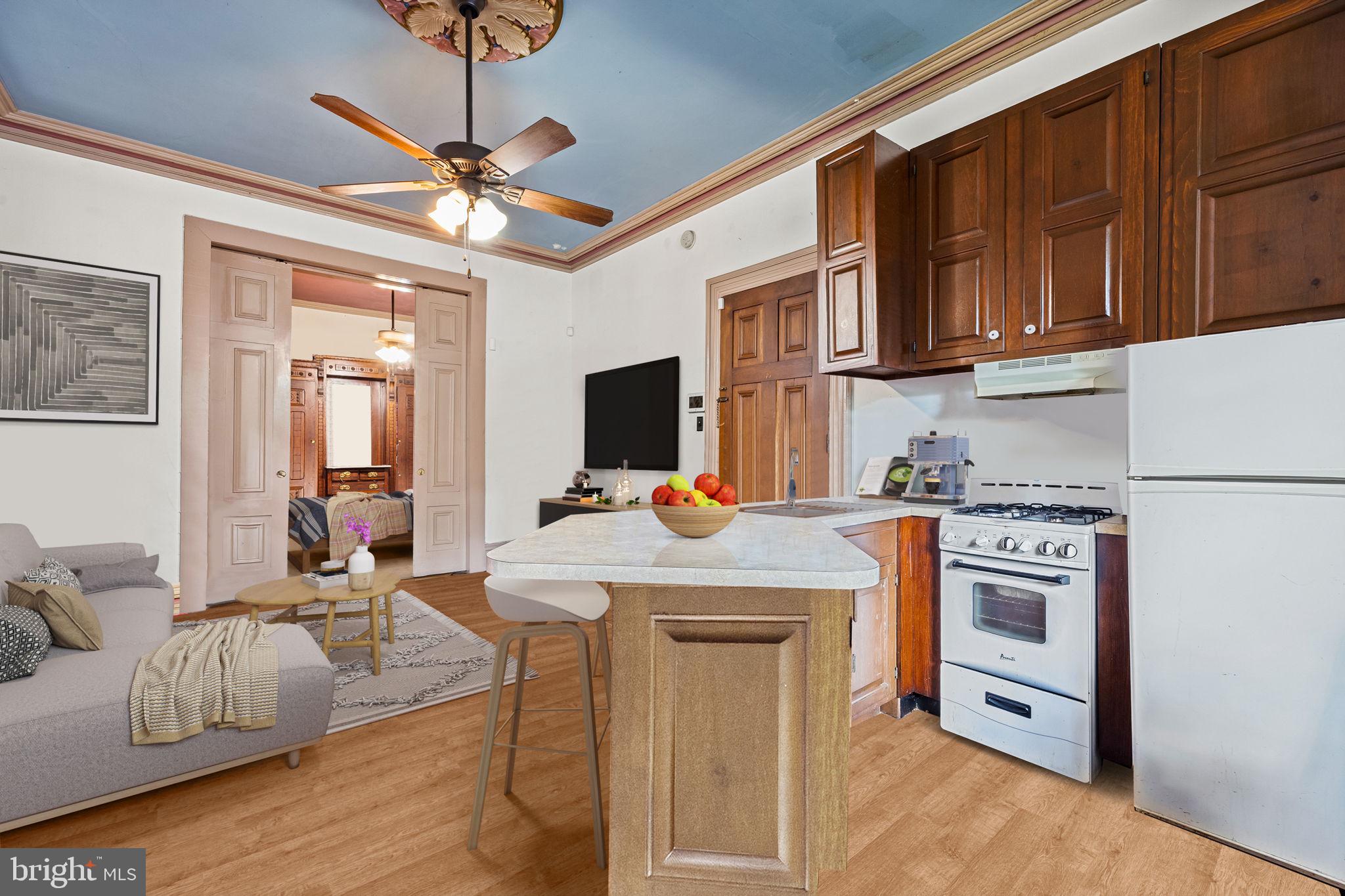 GERMANTOWN (WEST) - Commercial Sale