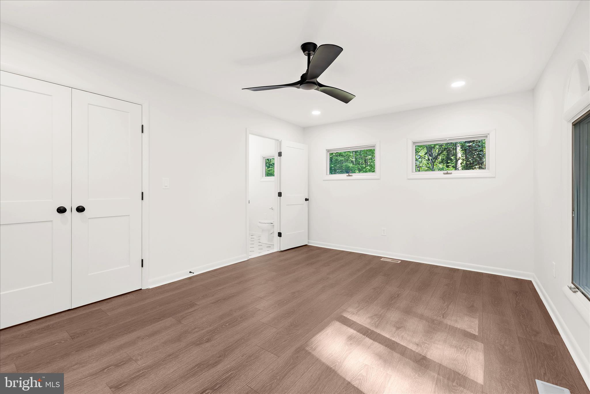 MILLERSVILLE - Residential