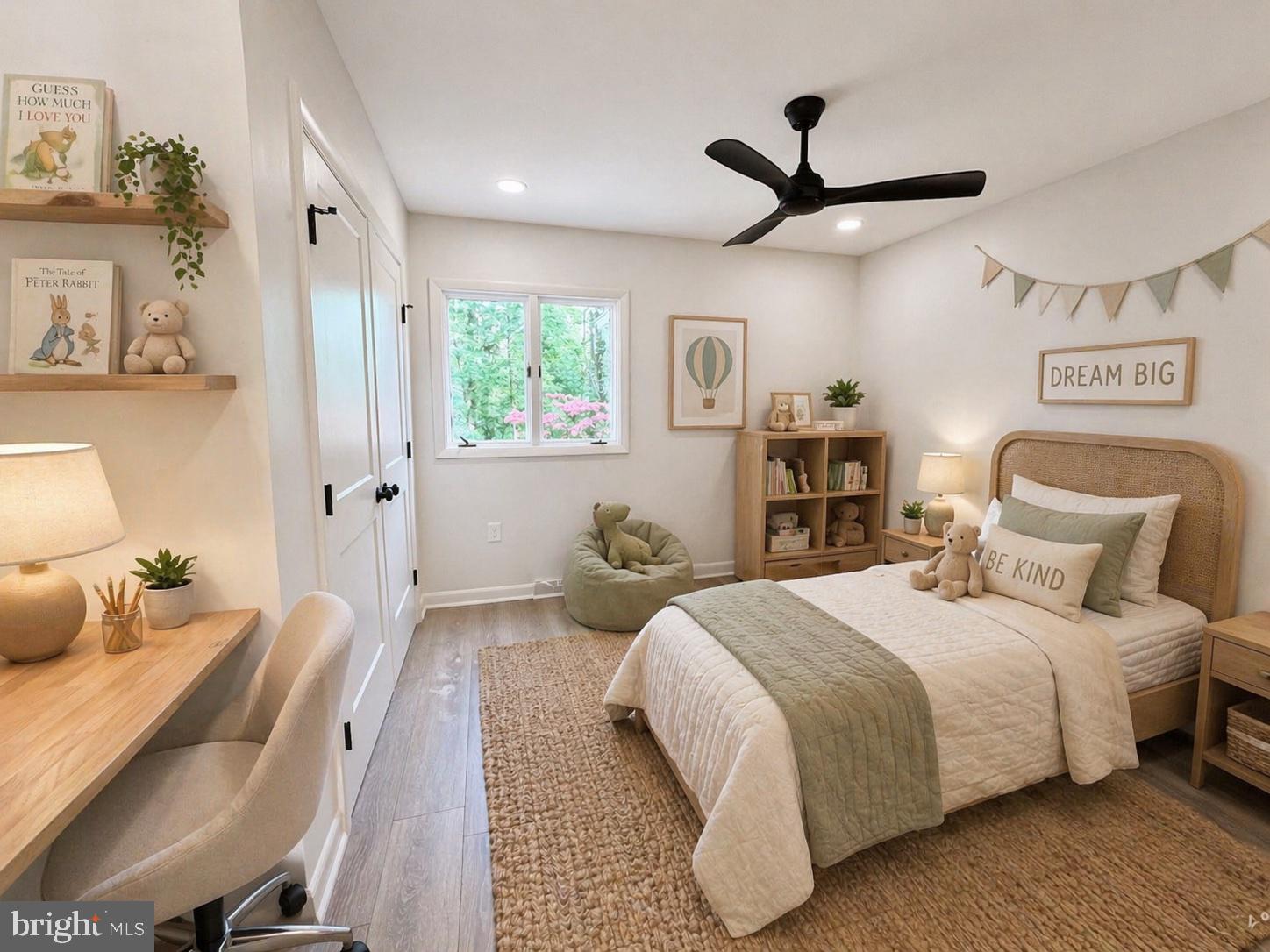 MILLERSVILLE - Residential