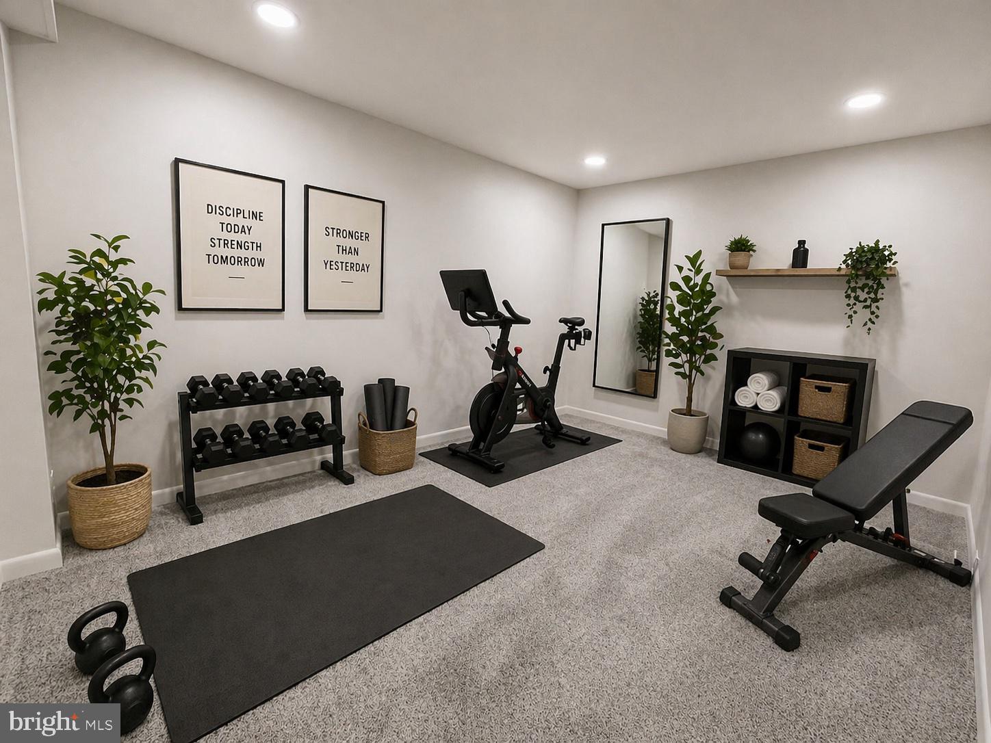 MILLERSVILLE - Residential