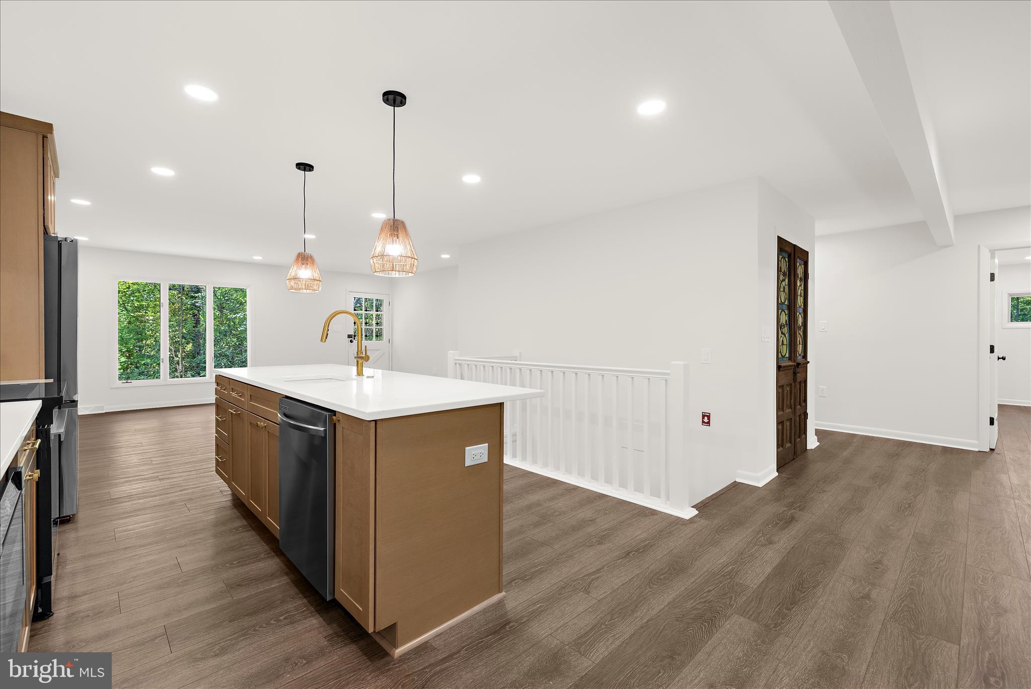 MILLERSVILLE - Residential