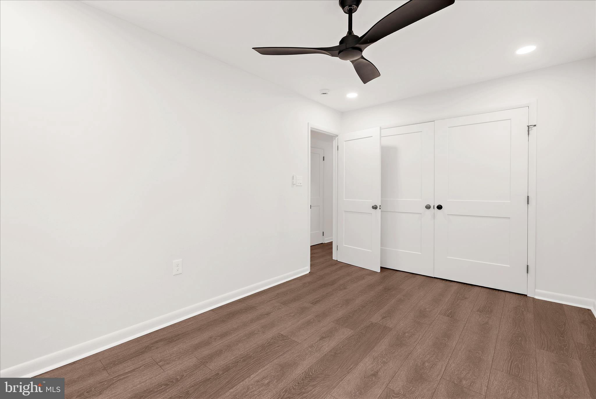 MILLERSVILLE - Residential