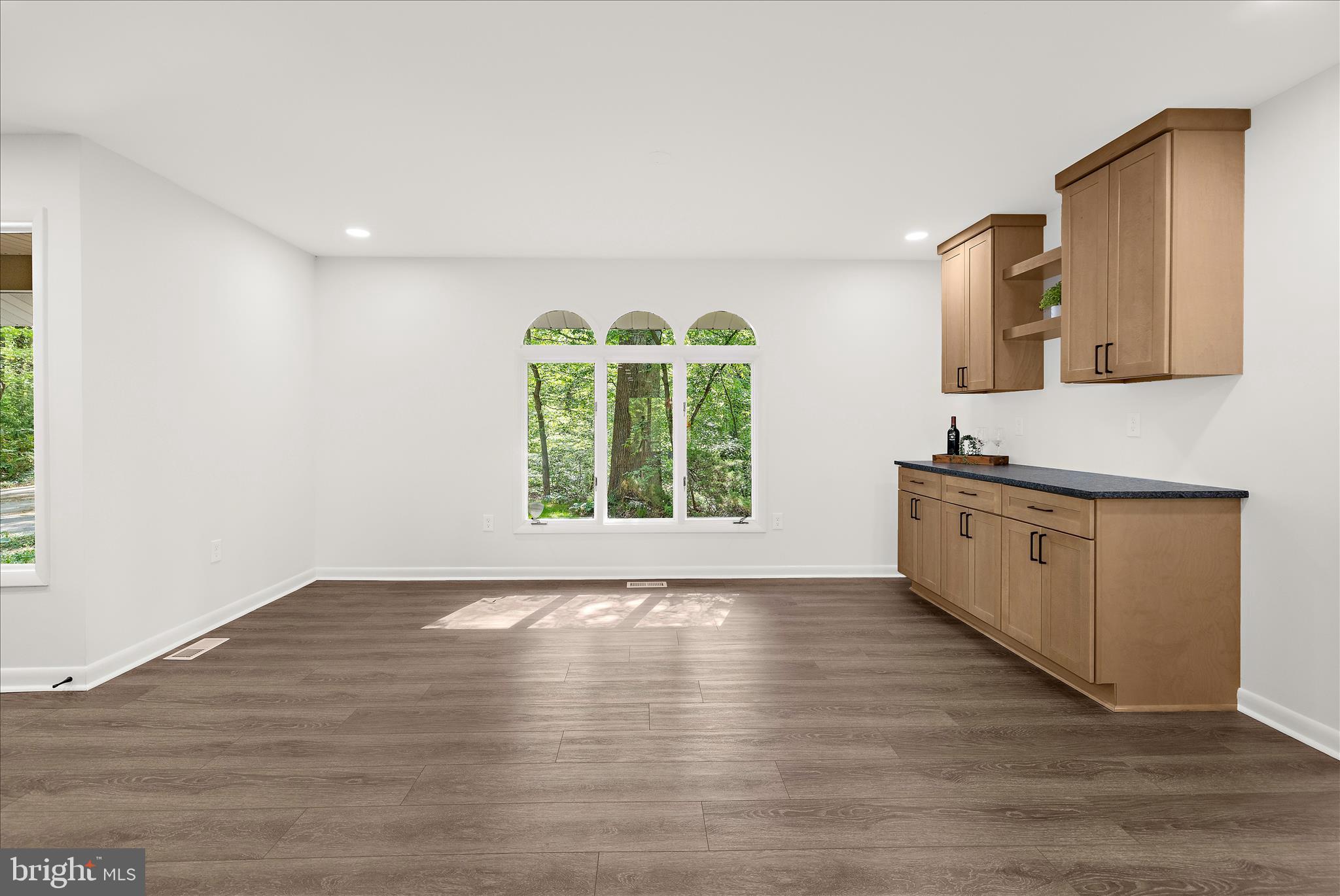 MILLERSVILLE - Residential