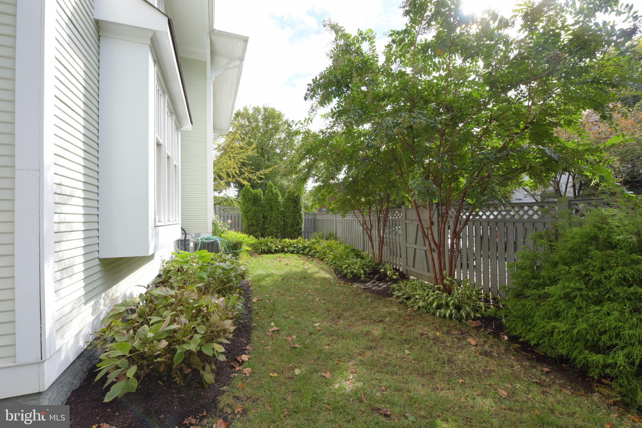 DEL RAY - Residential