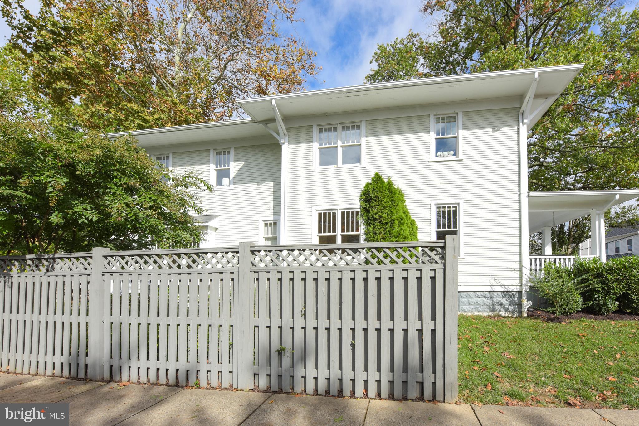 DEL RAY - Residential