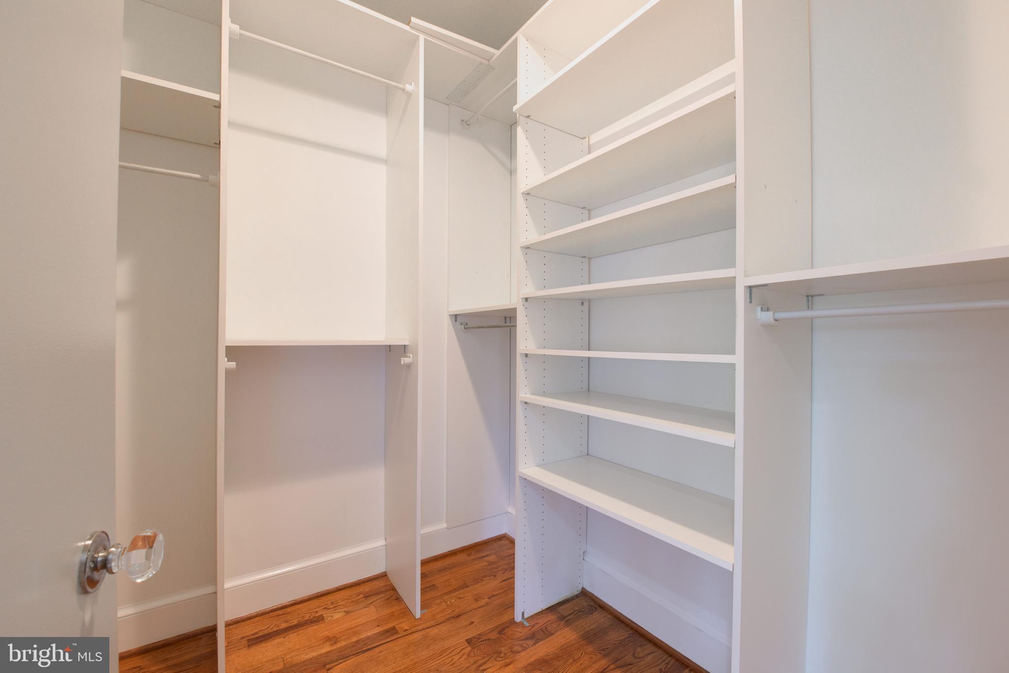 DEL RAY - Residential