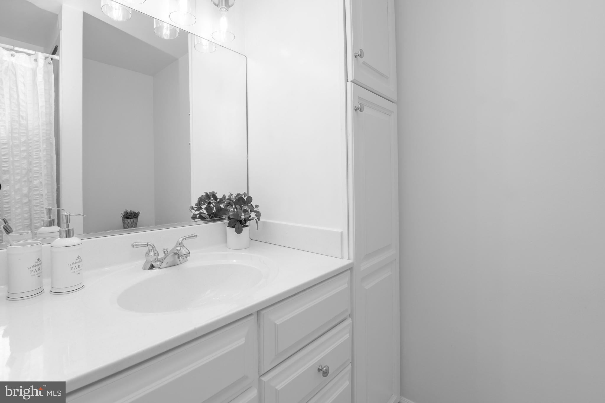 DEL RAY - Residential