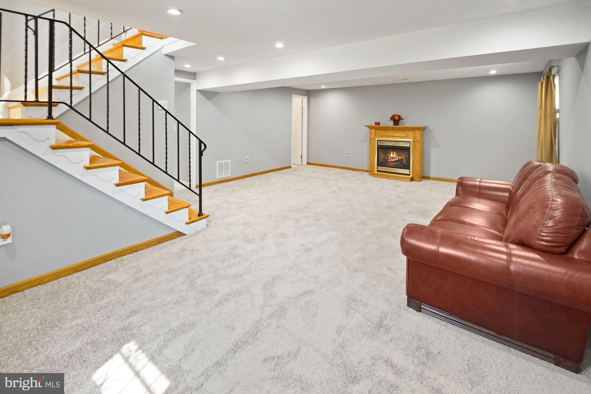 INDEPENDENCE ESTATES - Residential