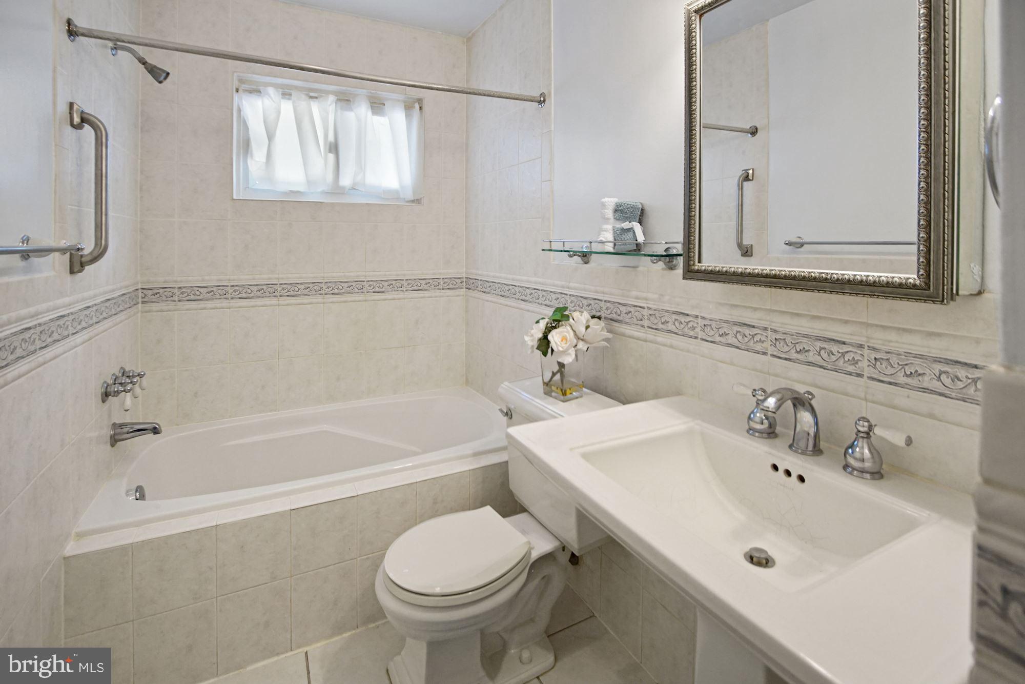 INDEPENDENCE ESTATES - Residential