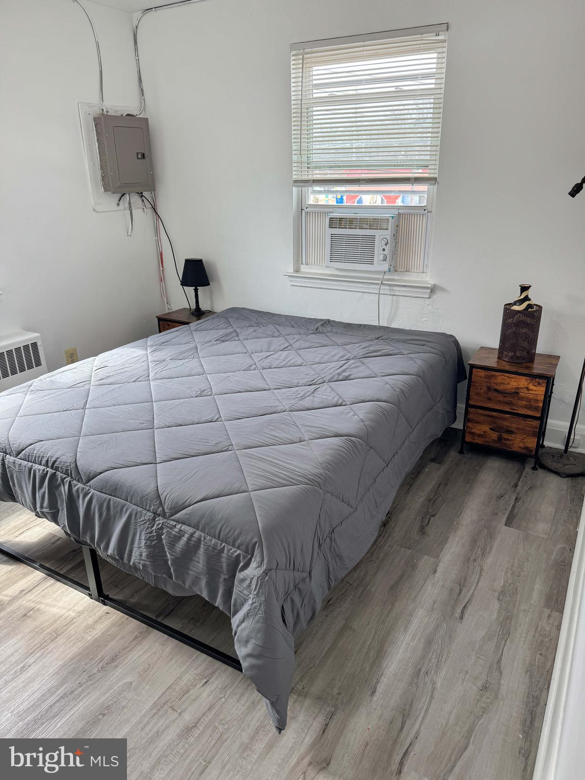 8608 CHESTNUT OAK ROAD 2ND FLOOR