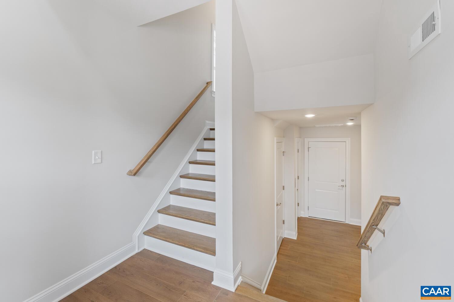 OLD TRAIL - Residential