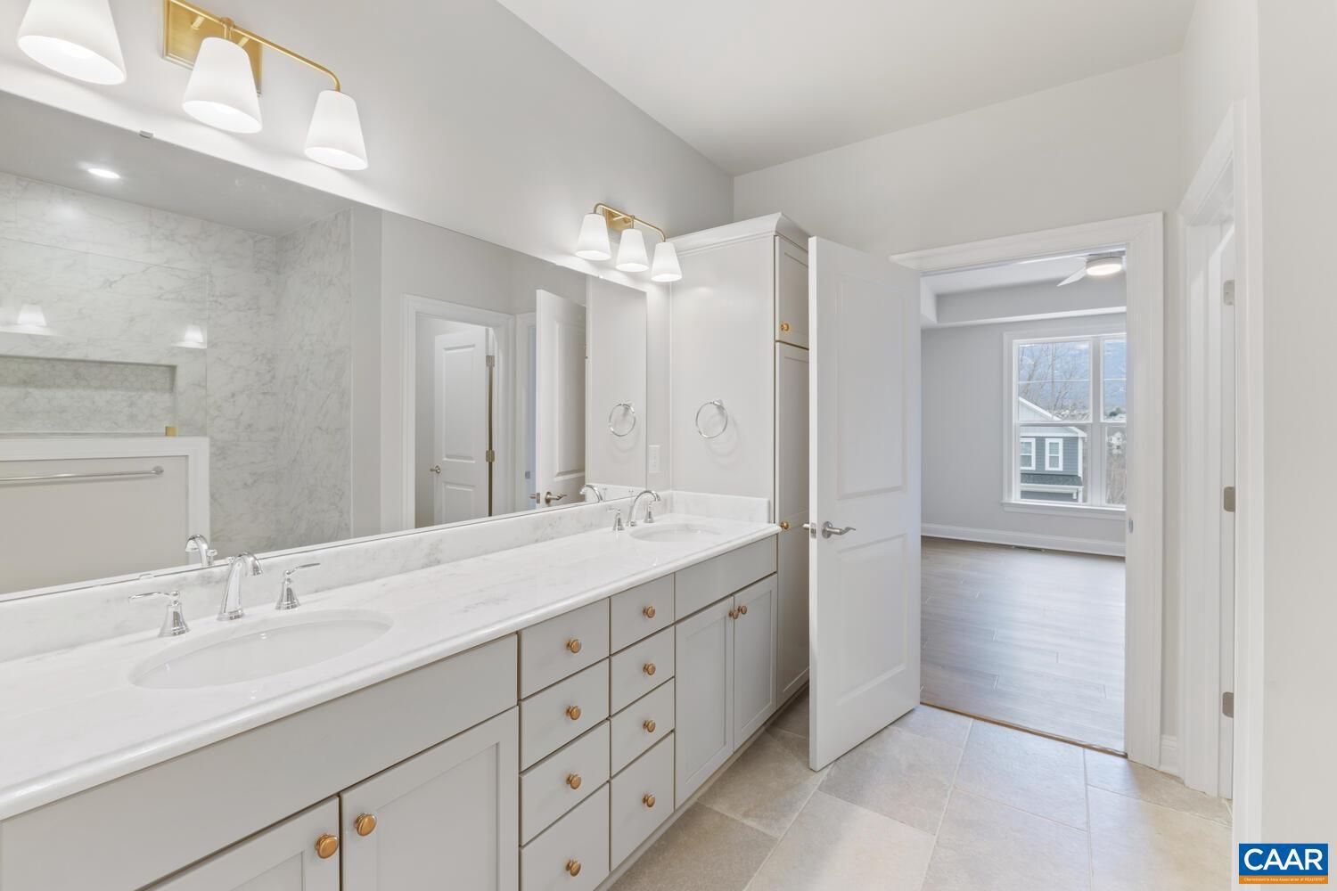 OLD TRAIL - Residential