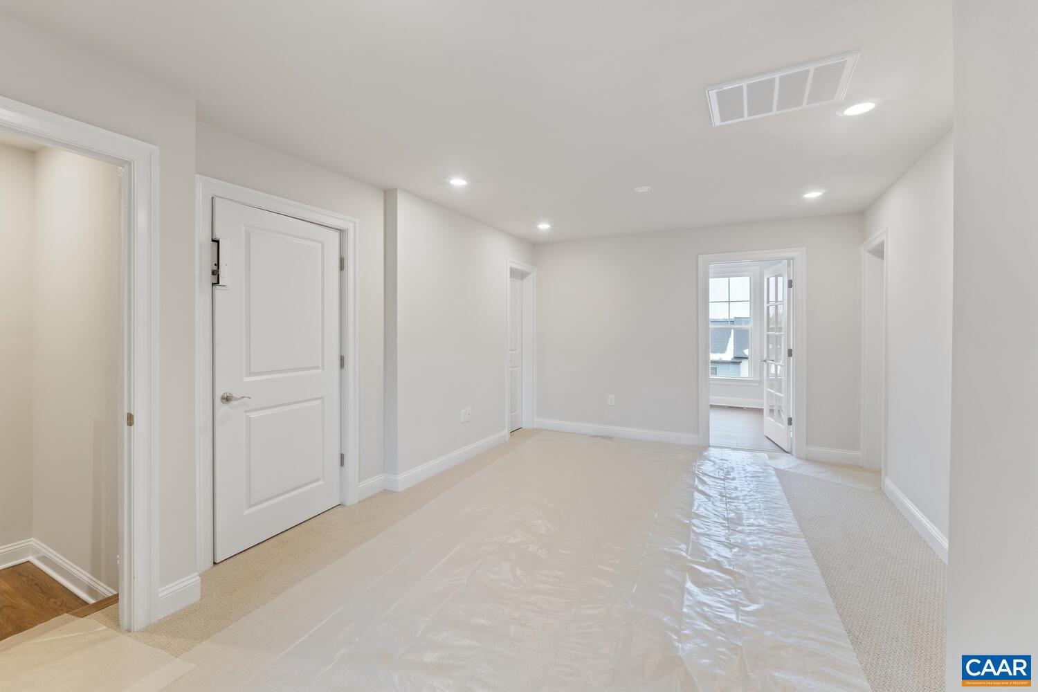 OLD TRAIL - Residential