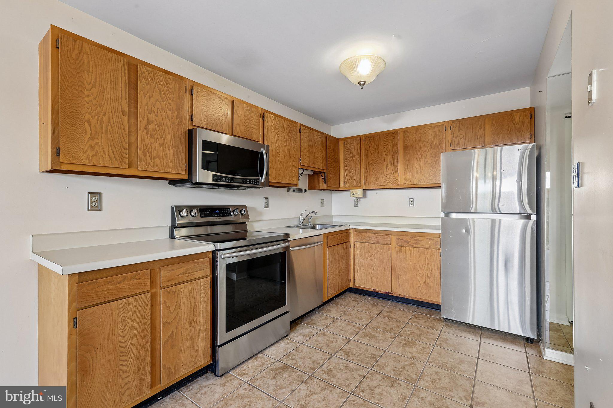 WILDWOOD CONDO - Residential