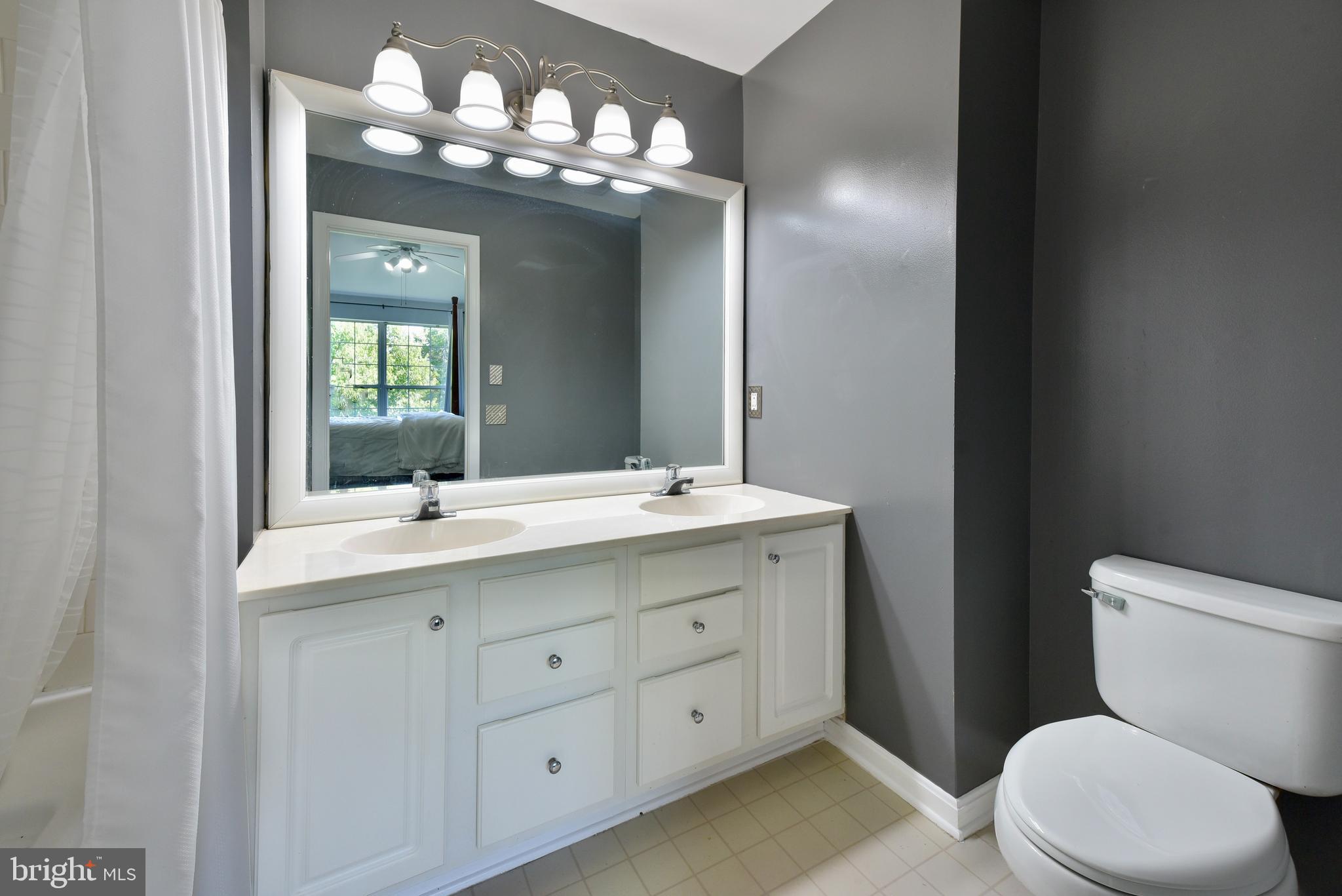 CHATHAM GREEN CONDOMINIUM - Residential