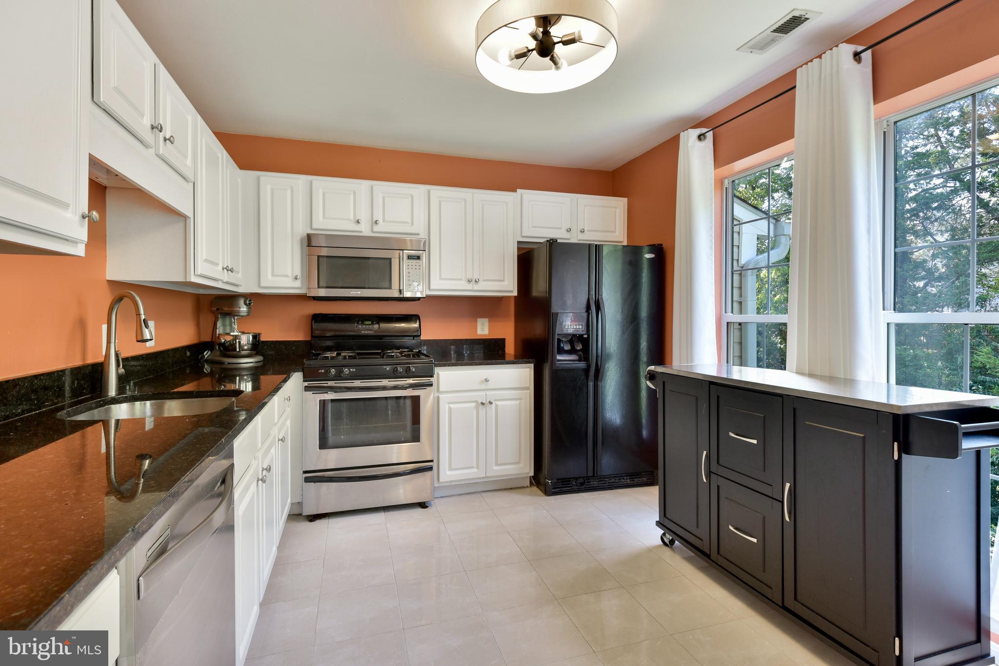 CHATHAM GREEN CONDOMINIUM - Residential