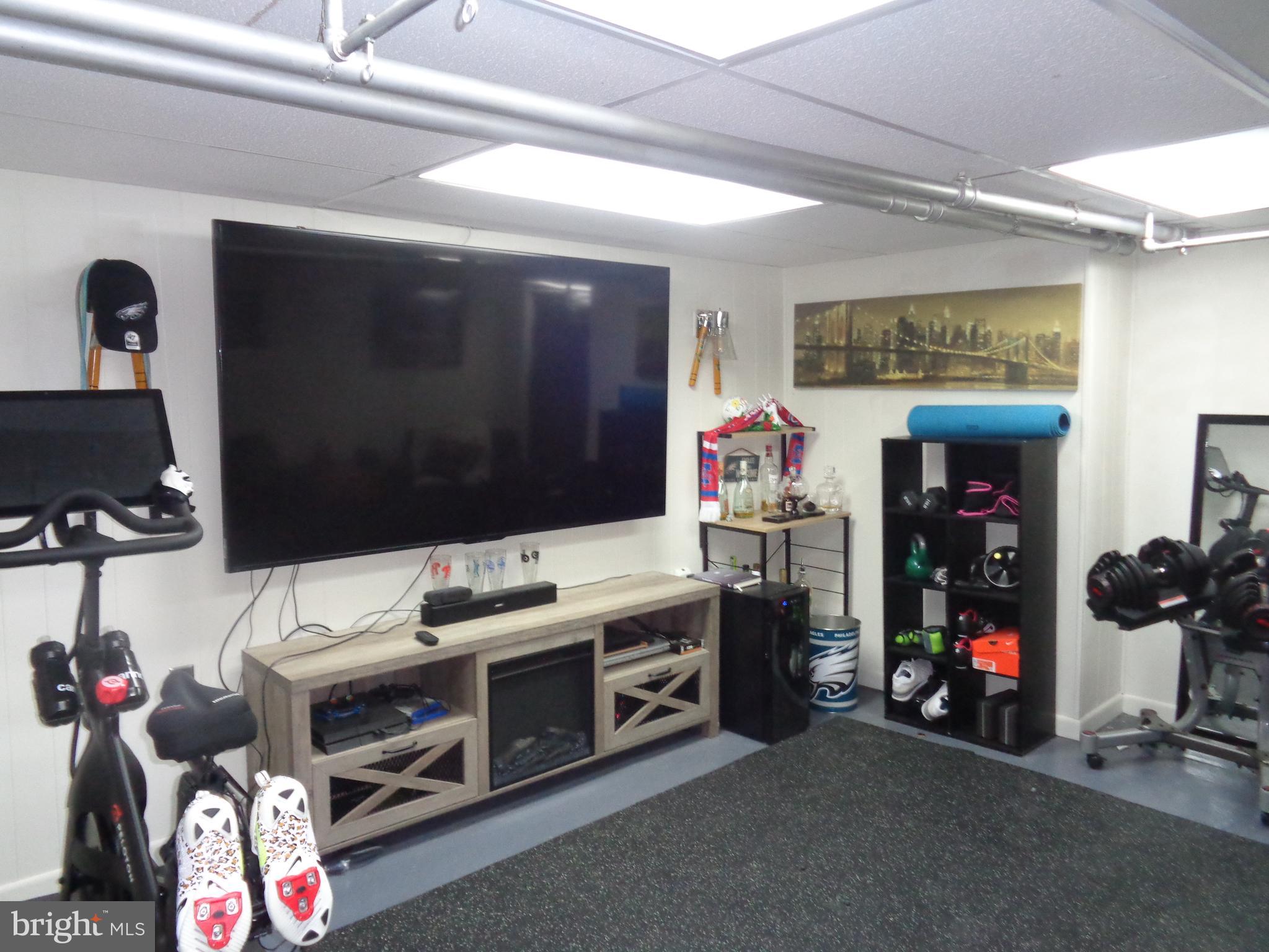 MAYFAIR - Residential