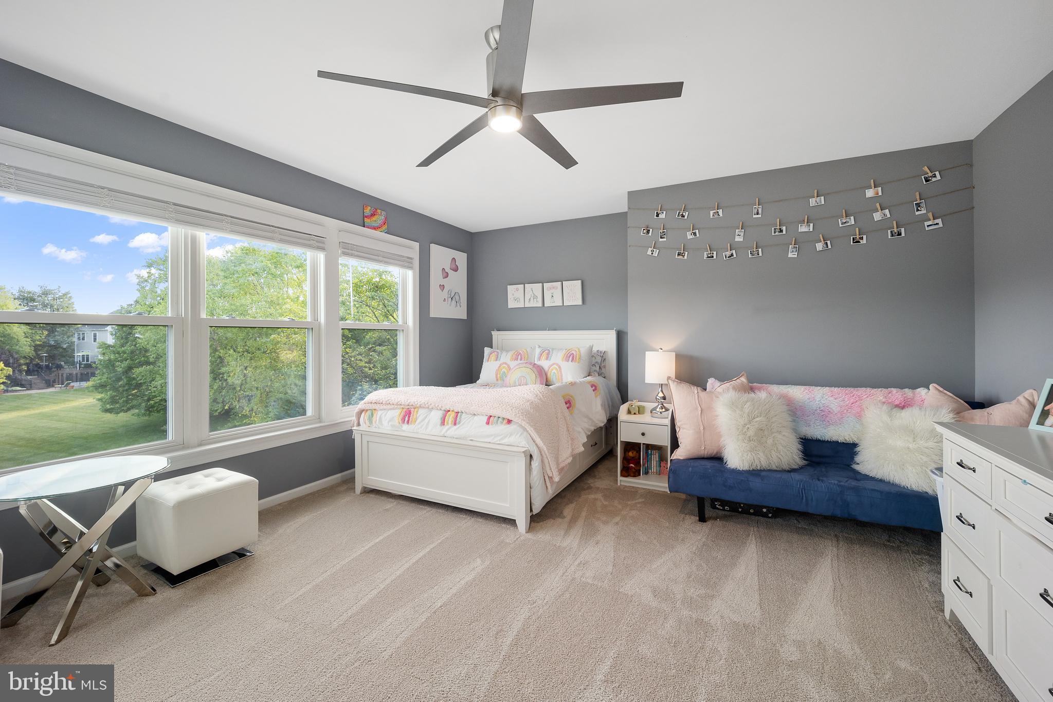 PICKERING MEADOWS - Residential