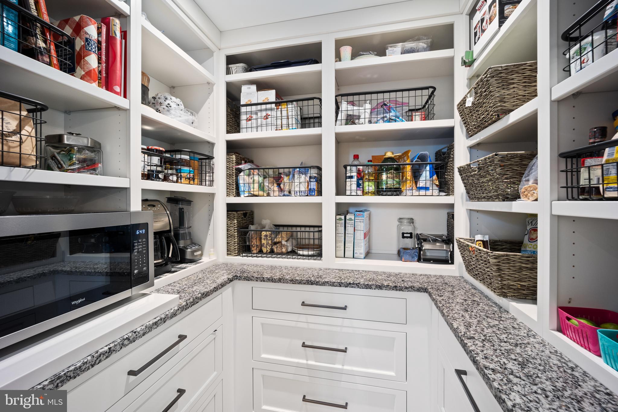 PICKERING MEADOWS - Residential