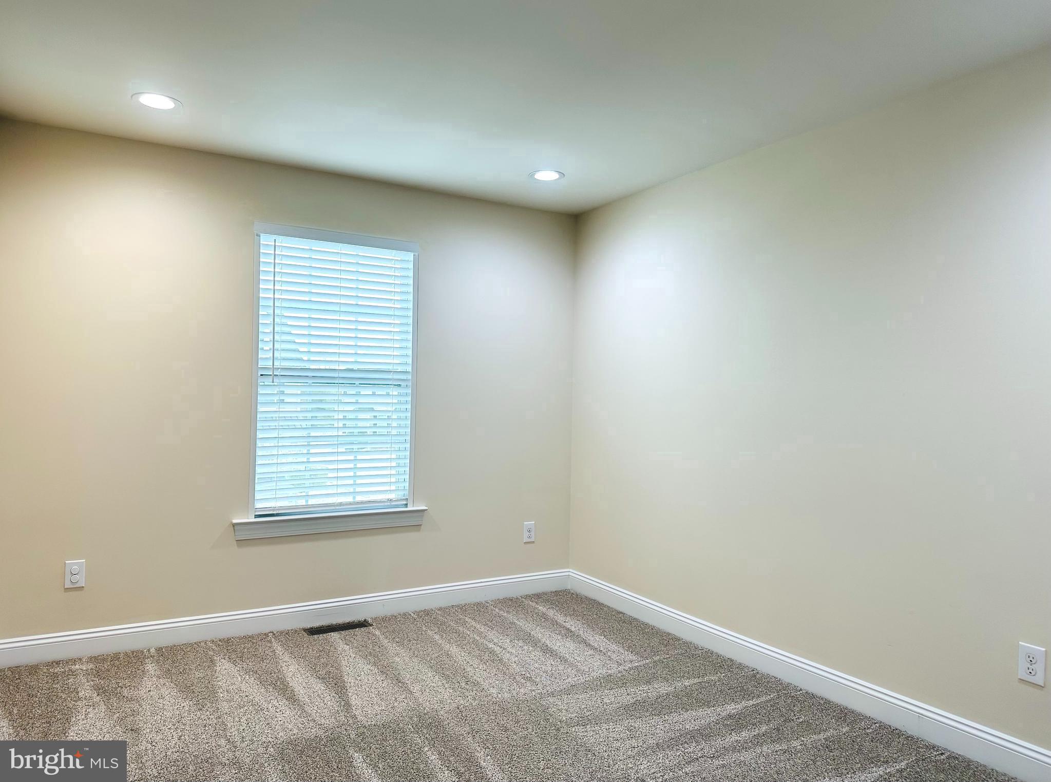 COLEBROOK - Residential