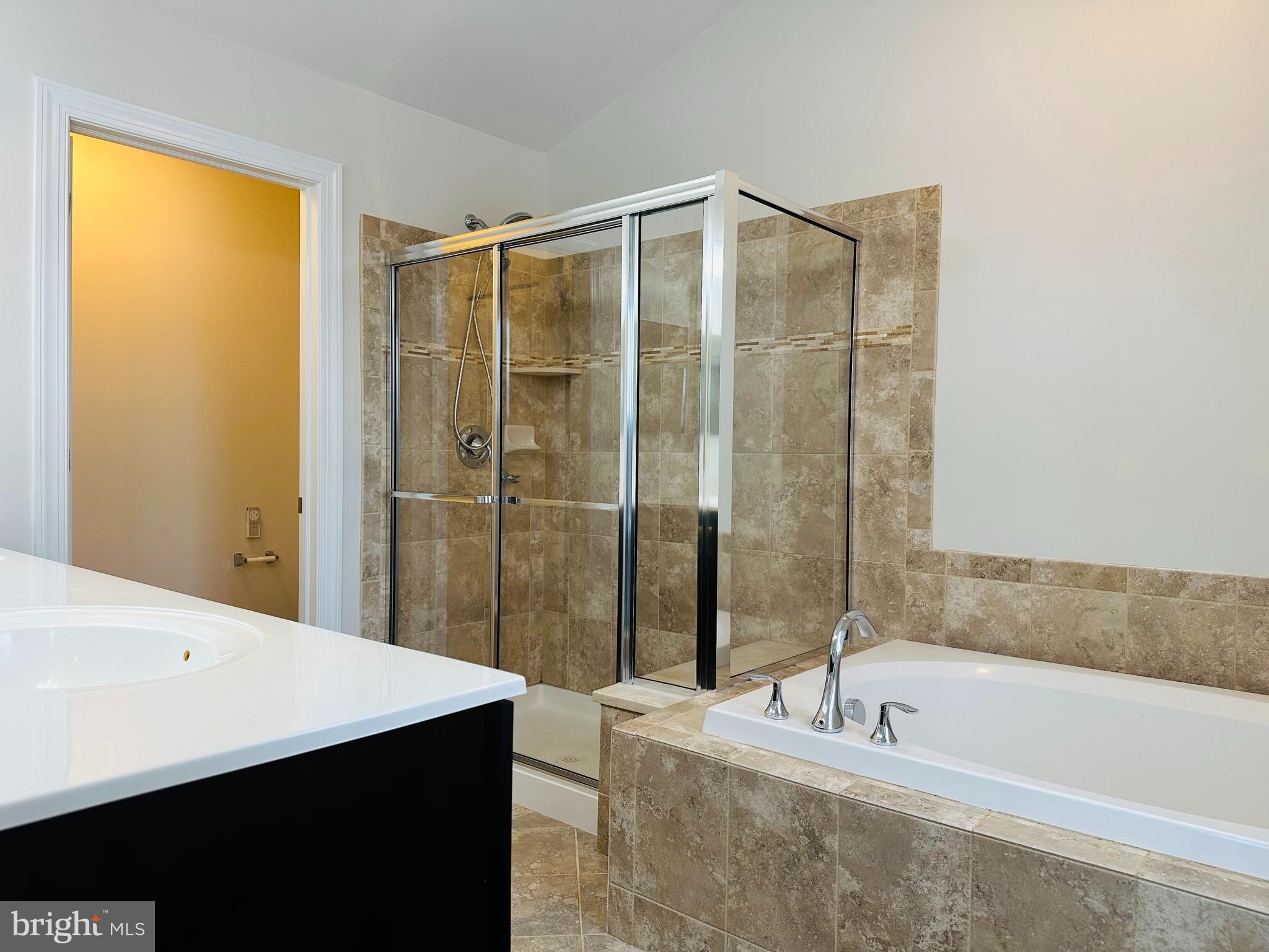 COLEBROOK - Residential