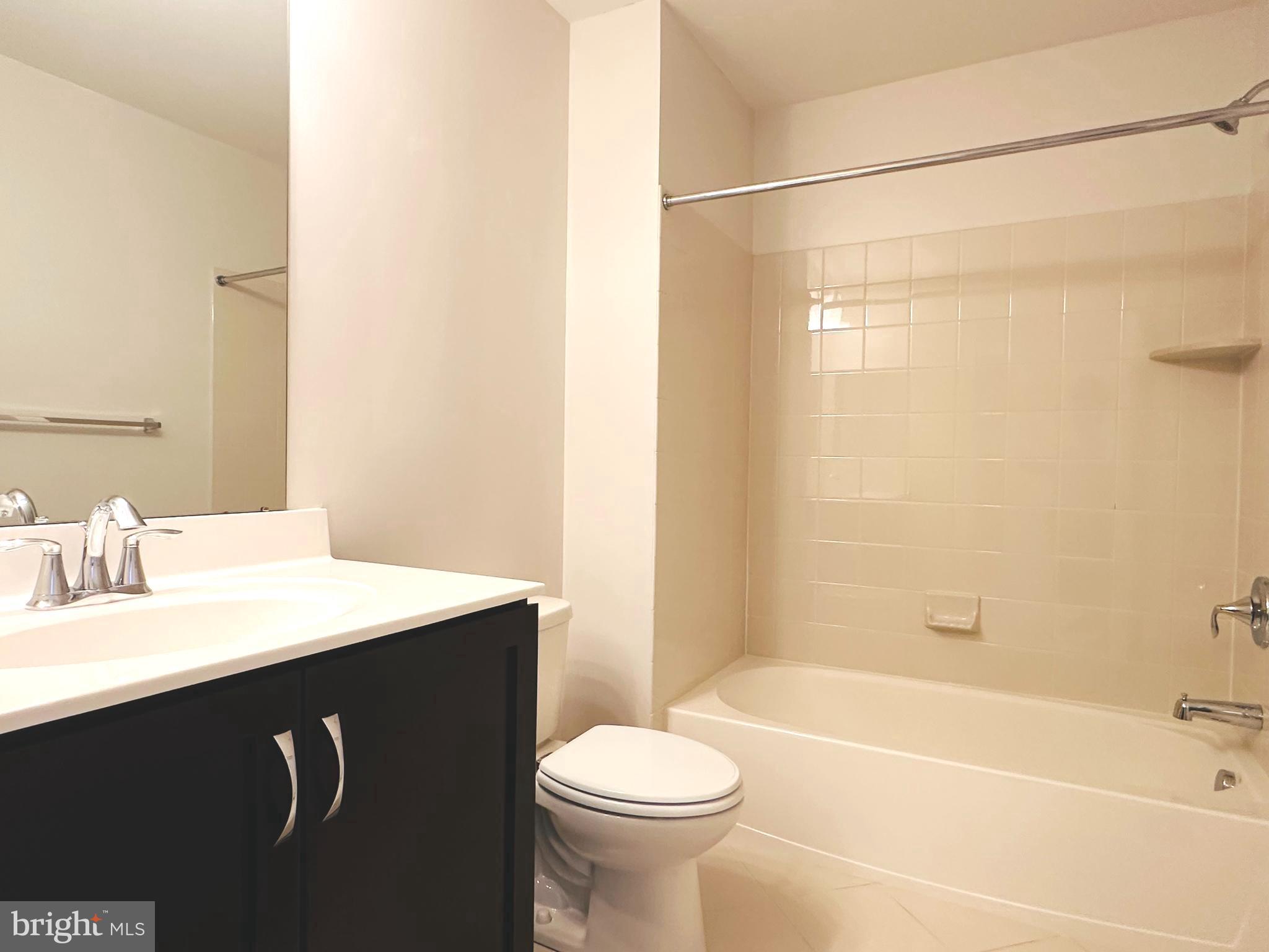 COLEBROOK - Residential