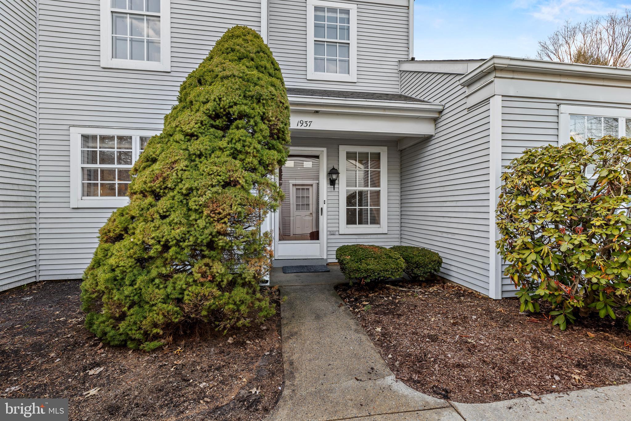 ROCKLEDGE - Residential