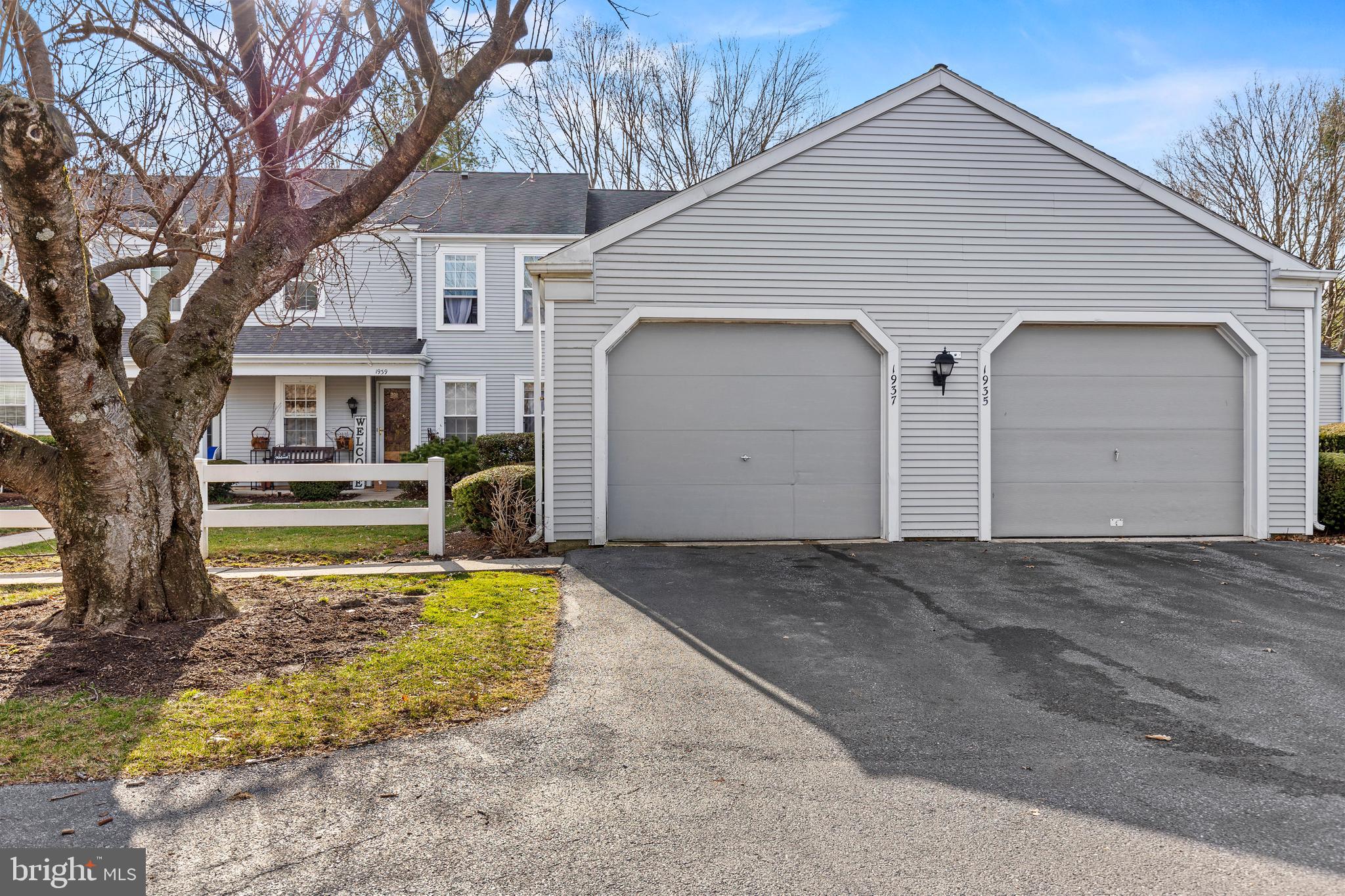 ROCKLEDGE - Residential