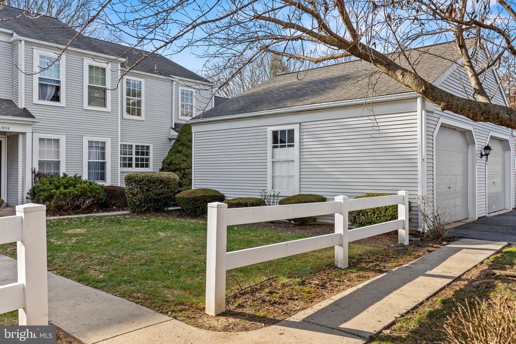 Photo of 1937 Wexford Road, PALMYRA, PA 17078 (MLS # PADA2057444)