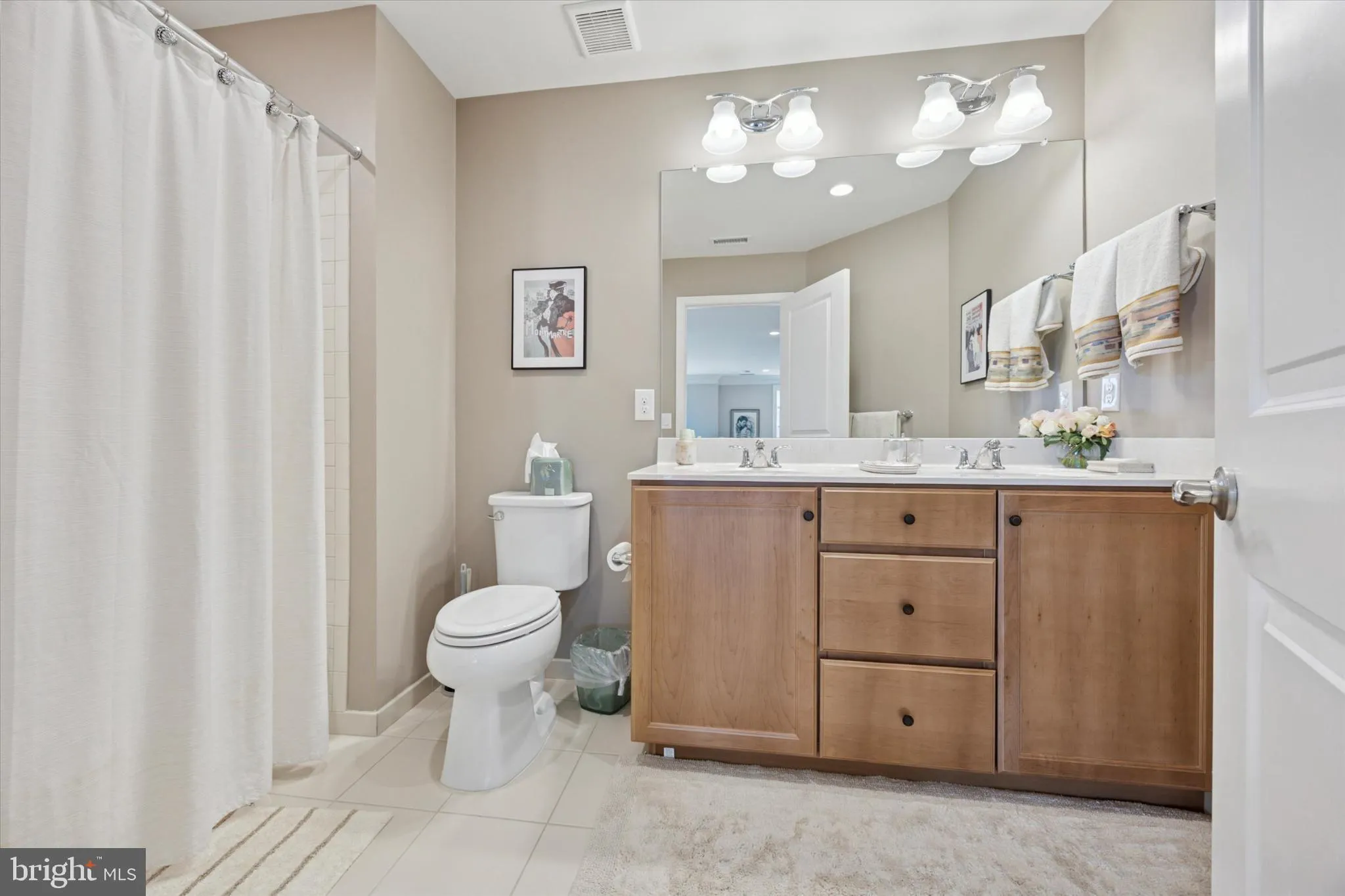 Yardley, Pennsylvania 19067, United States, 3 Bedrooms Bedrooms, ,3 BathroomsBathrooms,Residential,Pending,202639