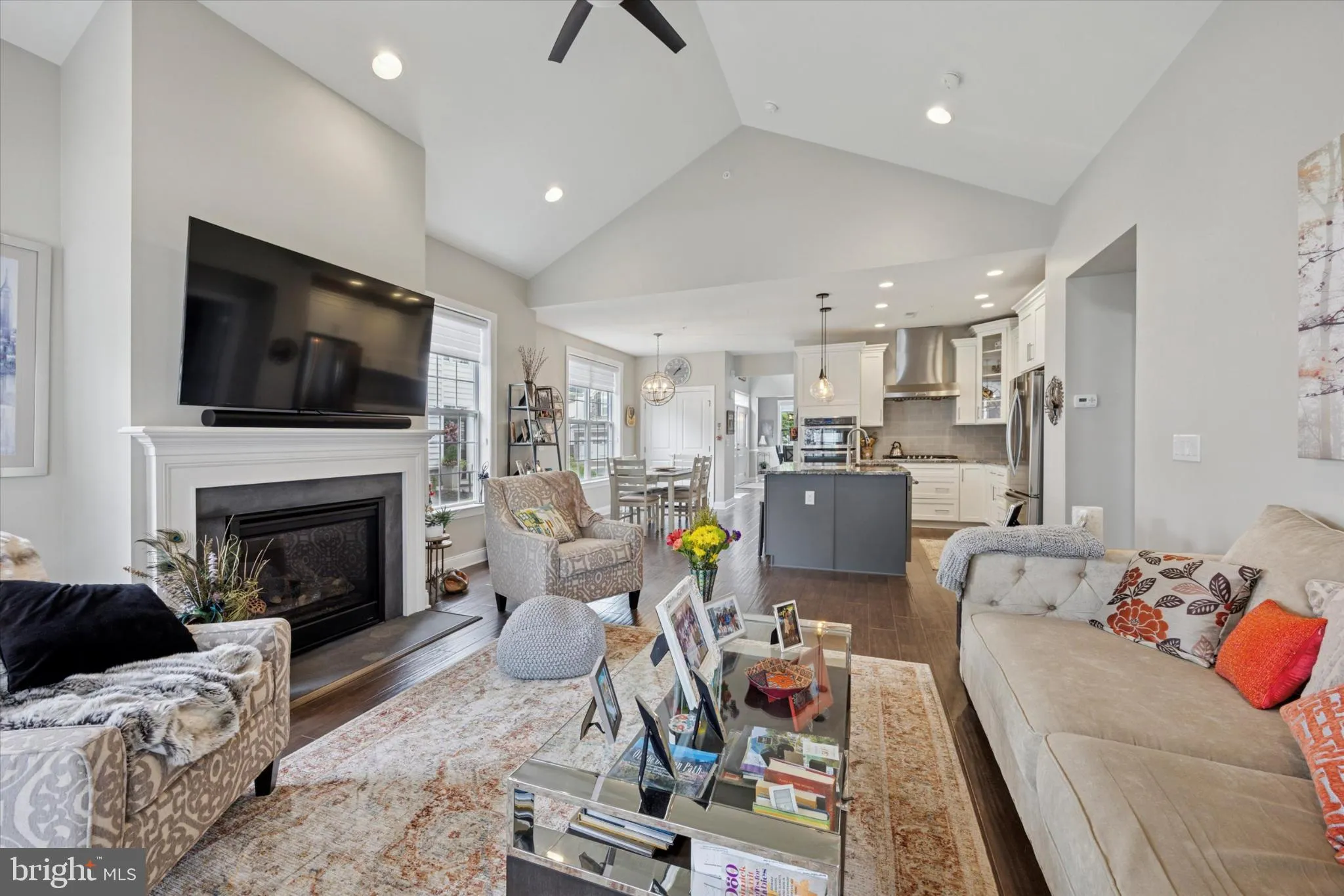 Yardley, Pennsylvania 19067, United States, 3 Bedrooms Bedrooms, ,3 BathroomsBathrooms,Residential,Pending,202639