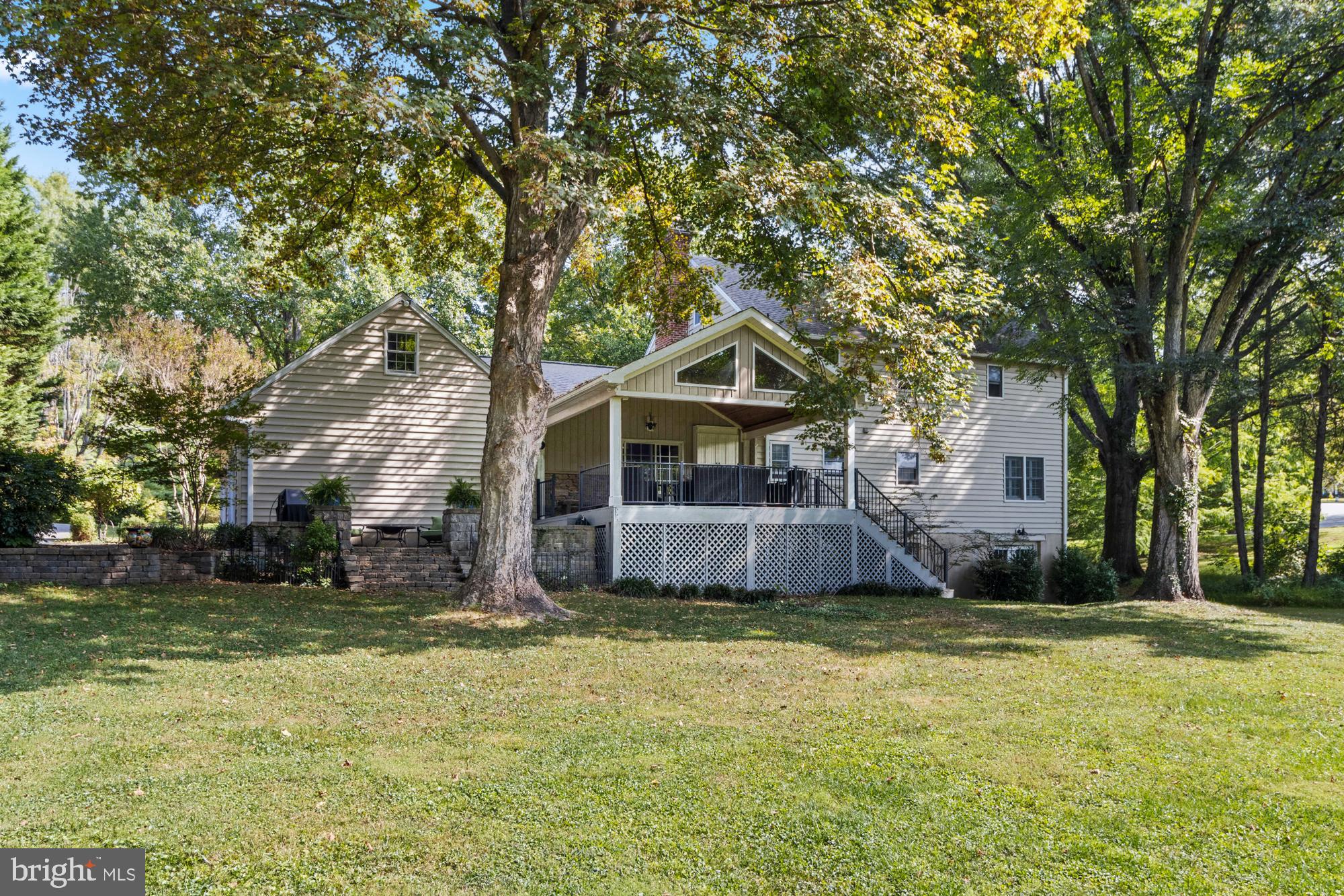 RAVENHURST - Residential