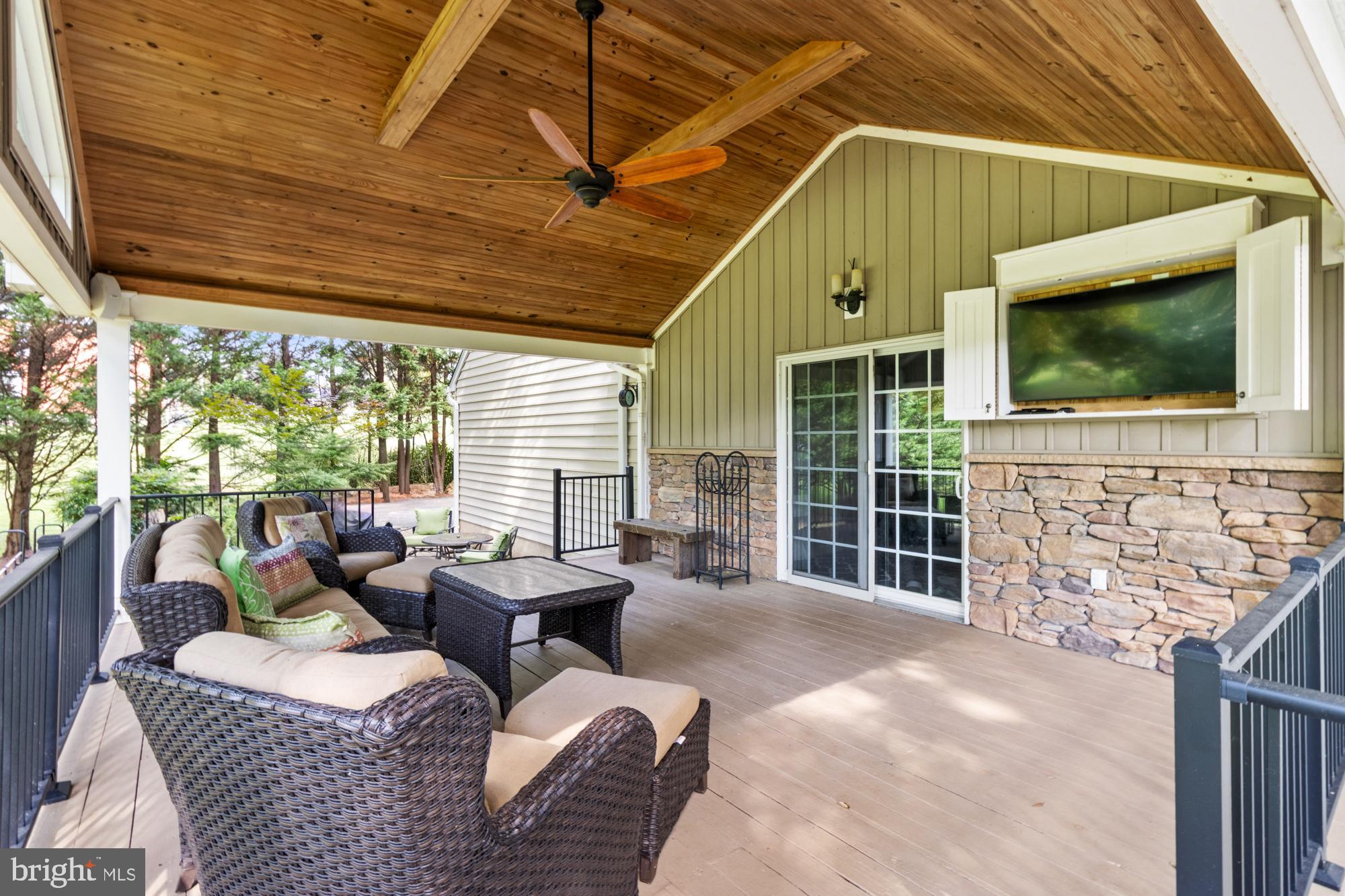 RAVENHURST - Residential