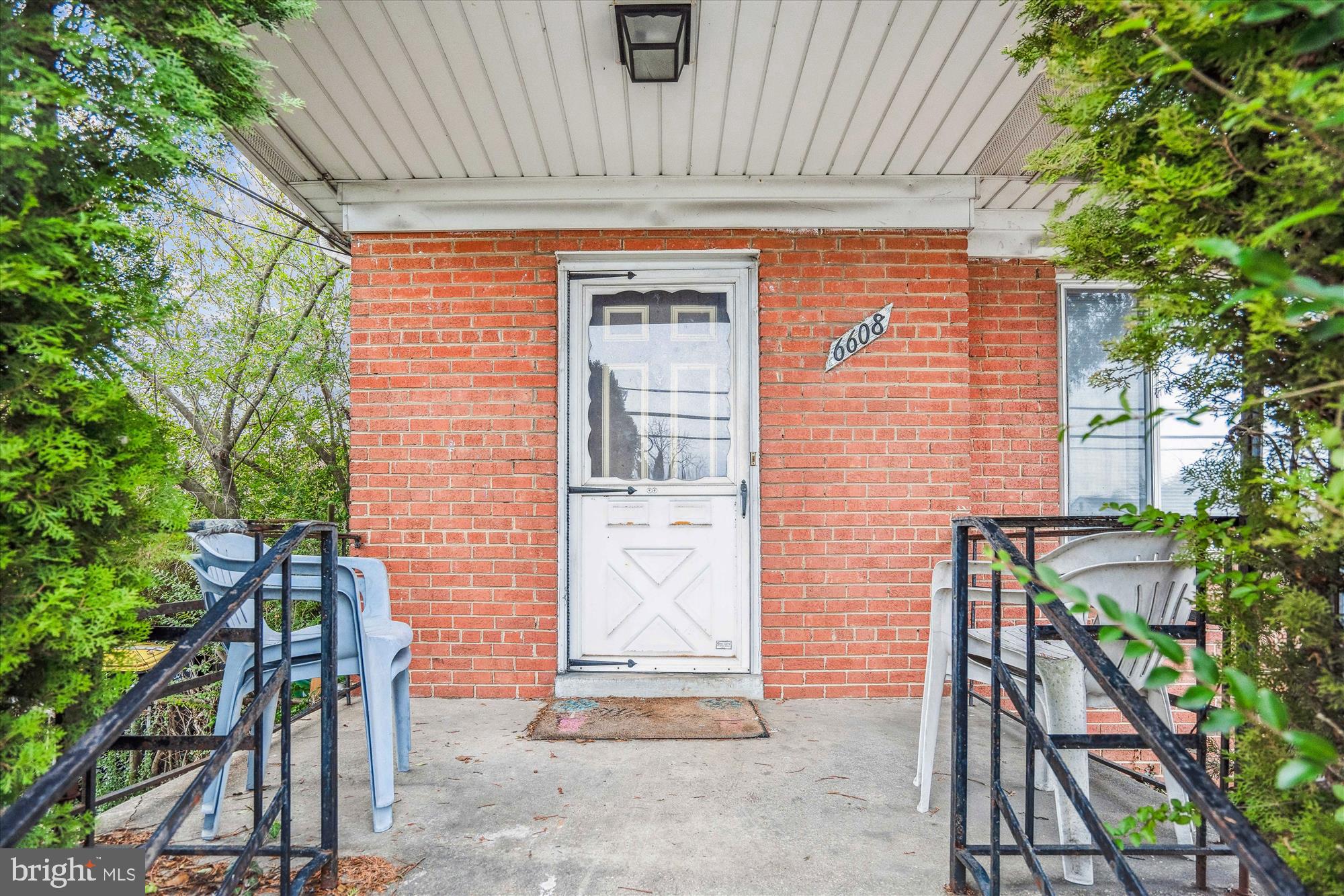 RIGGS MANOR - Residential