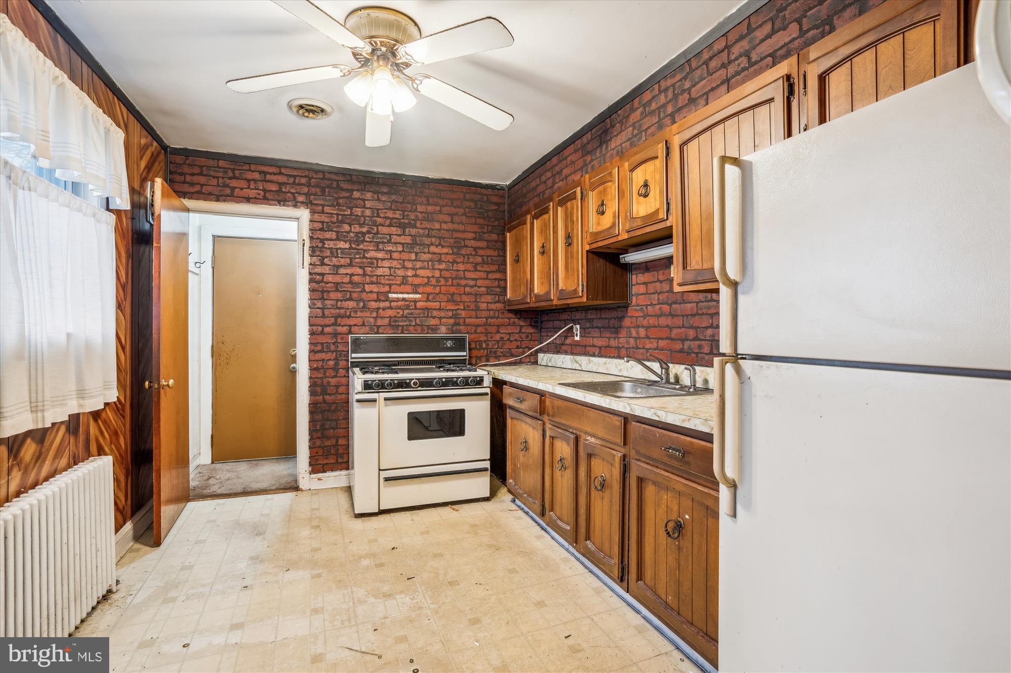 RIGGS MANOR - Residential