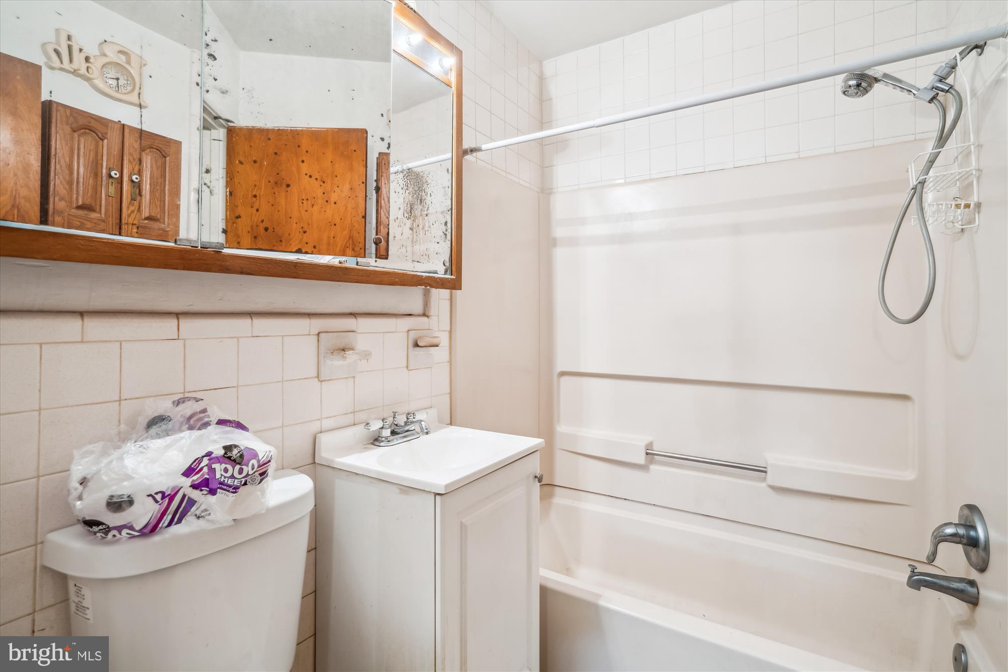 RIGGS MANOR - Residential