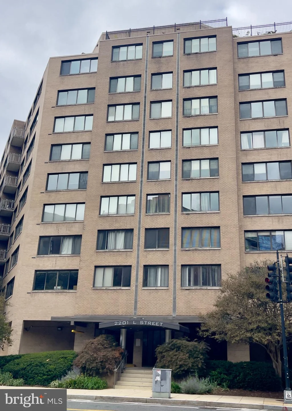 2201 L Street NW Unit 715, Washington, DC 20037