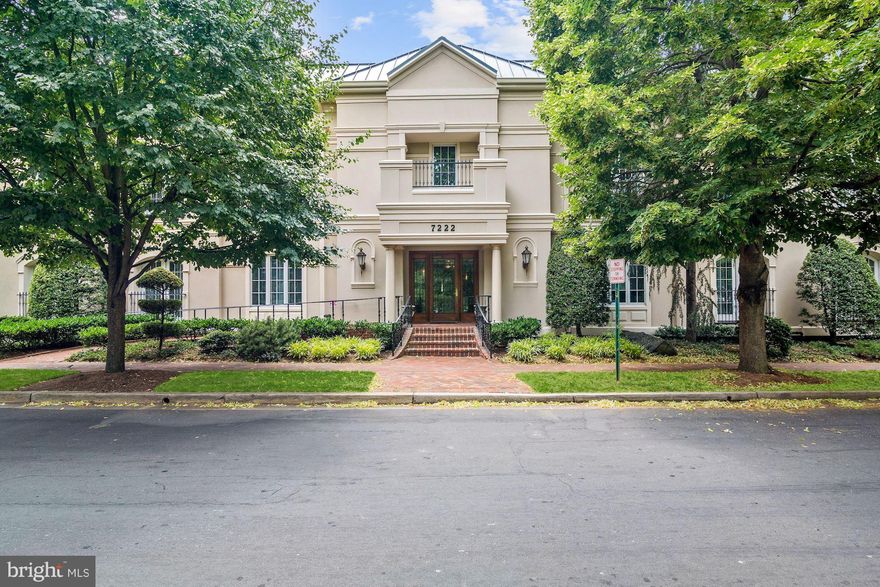 NEW PRICE! Boutique luxury condo building "5 units" largest floor plan available. Hardwood floors throughout, luxury finishes, and spacious open floor plan. Two bedroom plus library. Location location location, in the heart of Bethesda! Available Immediately!!